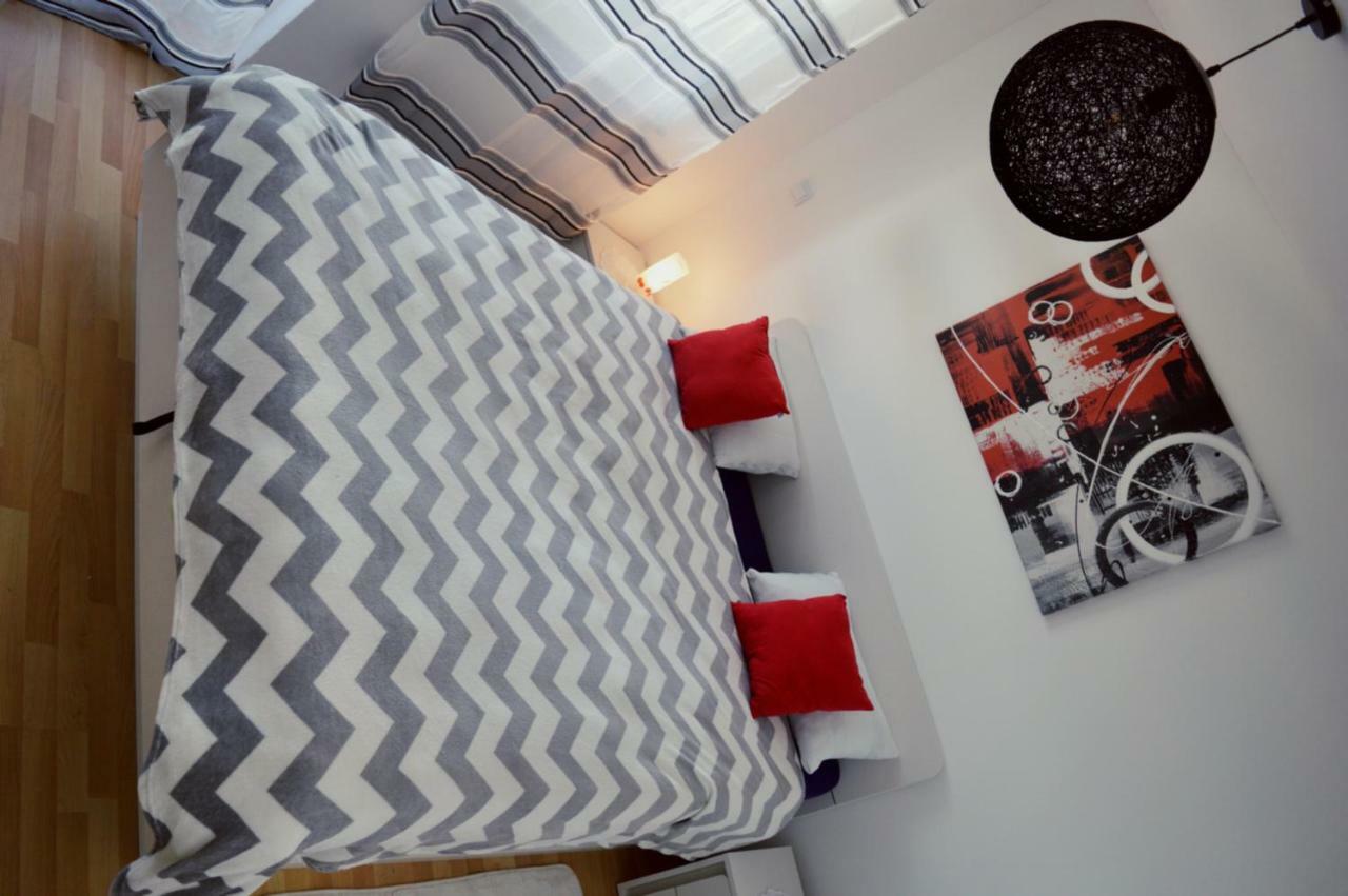 Apartman Andrijana Laurana Esterno foto